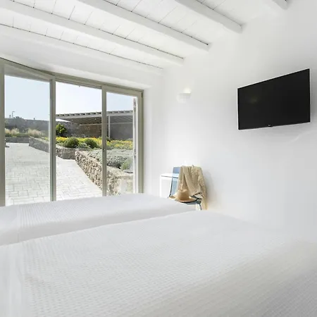 Pristine With Swimming Pool *