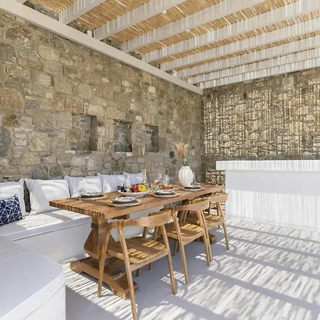 Pristine With Swimming Pool * Kalafatis