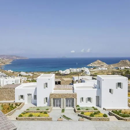 Pristine With Swimming Pool Holiday home Kalafatis