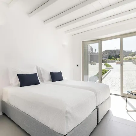Holiday home Pristine With Swimming Pool