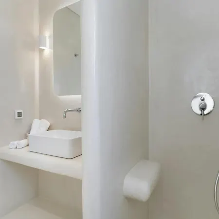 Pristine With Swimming Pool